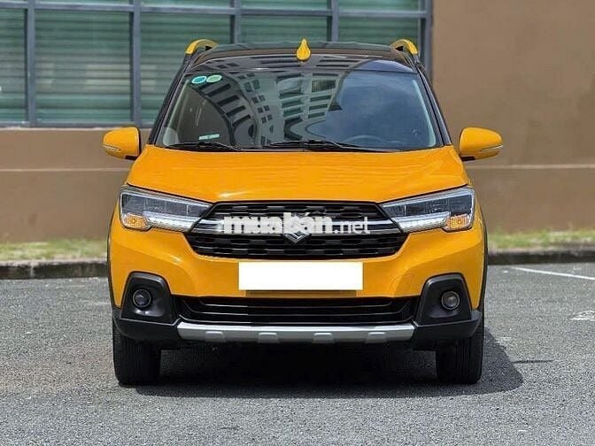 Suzuki XL7 1.5 AT model 2021 - Màu Vàng cực đẹp