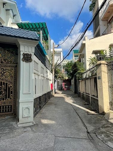 Cho thuê nhà nguyên căn đường Lê Đại Hành, Quận 11, 1 lầu, 8tr