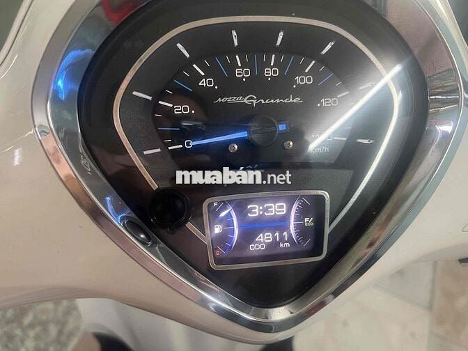 mới về Yamaha (Grangde)trắng tuyết mới tin nhe ac