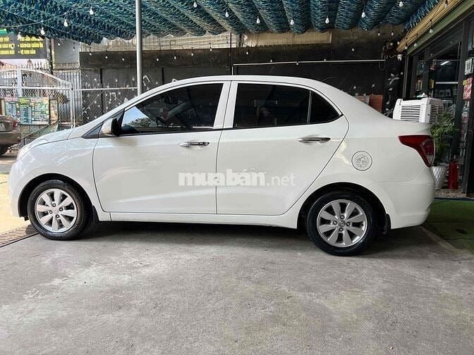 Hyundai Grand i10 2016 Sedan 1.2 Base - 111000 km