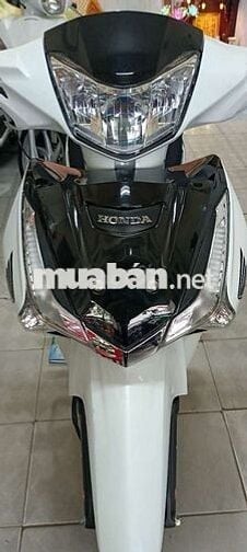 Future 2024 mới chạy 4666km ký giấy