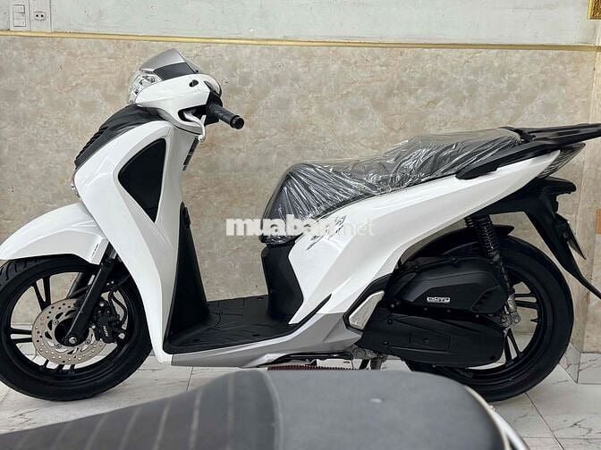 SH 125 đời 2019 siêu mới màu trắng đen 43C1-888.64