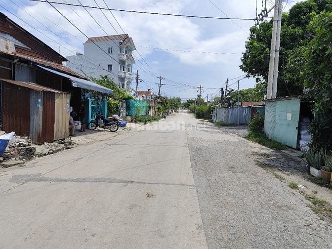 Bán nhà Mt Đường N1 khu phố Châu Thới Bình An Tp.Dĩ An