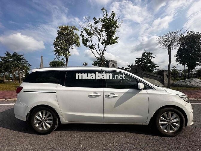 Kia Sedona 2015 Trắng Nhập Khẩu Hàn