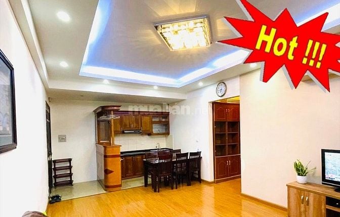 (Chính chủ) Cho thuê CC 2 PN, 2 WS, 83m, căn góc đẹp đủ đồ, thang máy