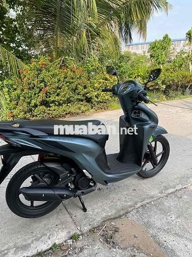 Cần bán xe vision đời mới đẹp keng