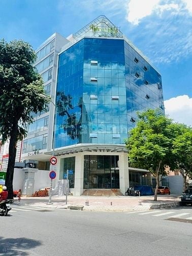 Bán tòa nhà 2500m2 - mặt tiền Trần Hưng Đạo, Nguyễn Văn Cừ - Q5 (HĐT 7