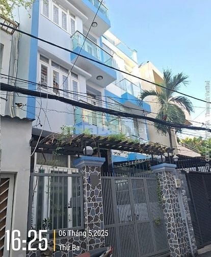 Nhà HXH  2 Mặt Tiền 4 tầng 6 PN tại Lê Quang Định chỉ 10.5 tỷ 