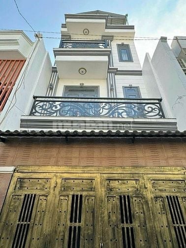 Thanh lý nhà Lý Chính Thắng, Quận 3. GIÁ 4TỶ850. DT 48m2. SHR HXH