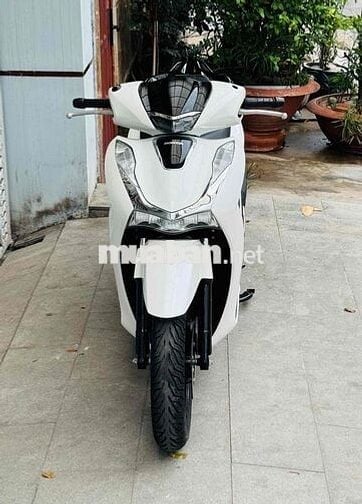 sh 125i mẫu mới trắng đen spoty xe đẹp máy zin 9c