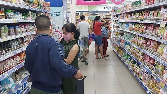 HỆ THỐNG CHI NHÁNH MỚI TUYỂN 10 NV NAM/NỮ KV Q5 CÁC QUẬN LÂN CẬN