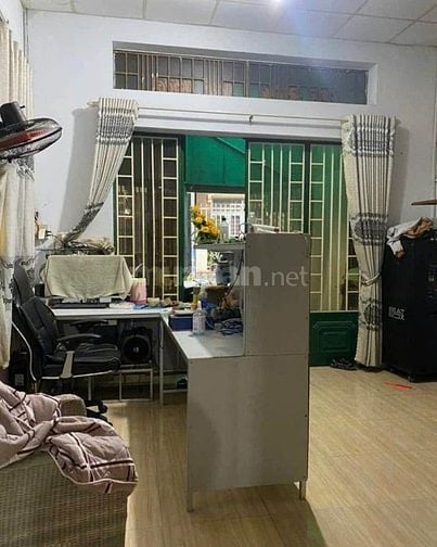 Sang nhượng gấp căn nhà Đ.Giồng Cát, Củ Chi 120m2 SHR. Giá bán 650tr