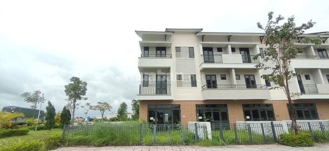 BÁN NHÀ LÔ GÓC  – VỊ TRÍ ĐẮC ĐỊA TẠI CENTA RIVERSIDE TỪ SƠN