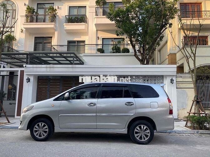 Toyota Innova E  2013 XE ĐẸP CHÍNH CHỦ