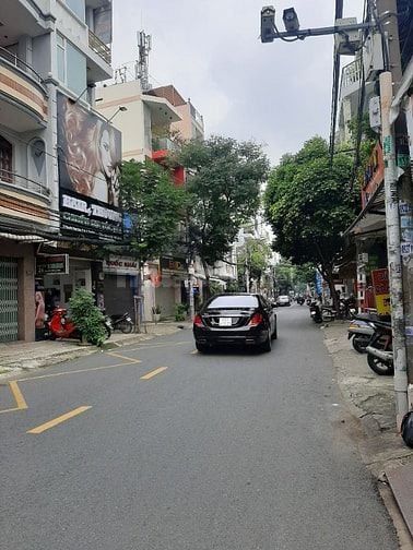 Cho thuê nhà 1 lầu đường Nguyễn Hồng Đào, P.14, Tân Bình - 11 Tr/tháng