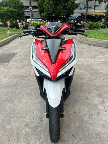 Vario 150Cc 2022 màu trắng team đỏ, còn mới, giá cả thanh lý nhanh