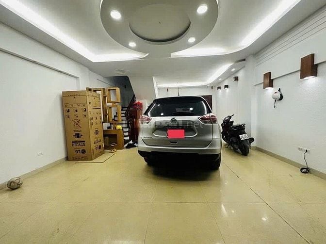 Nhà phố Thái Hà, oto 7 chỗ vào nhà, 63m, 5 tầng, mặt tiền 6.6m, 20 tỷ