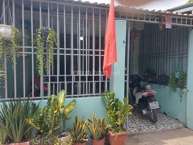 Bán gấp căn nhà cấp 4 ngay Trung tâm TT Củ Chi 80m2 Shr giá chỉ 690tr
