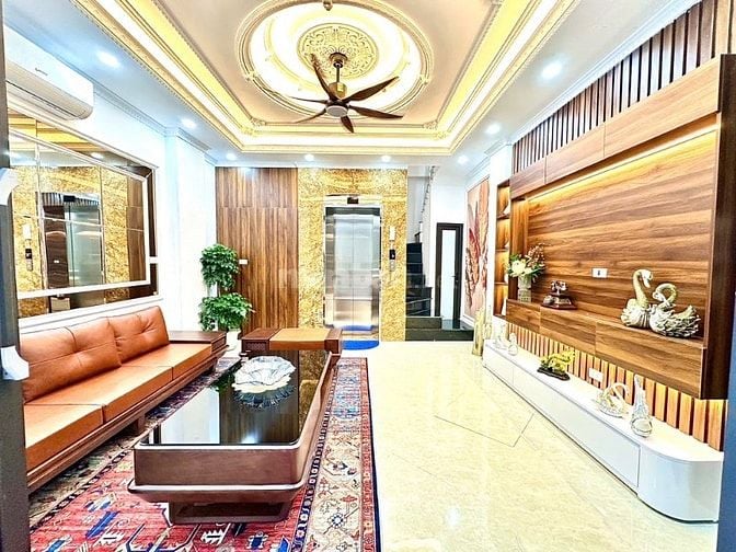 Nhà đẹp Cầu Giấy 6 tầng Thang máy , Giá Nhỉnh 10 tỷ