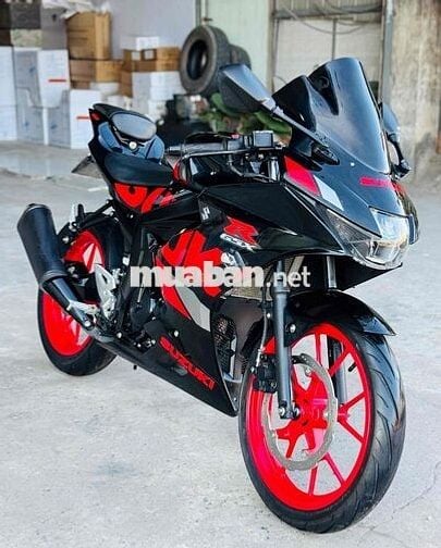Suuzki GsxR150 xe đẹp, lướt , zin mới về