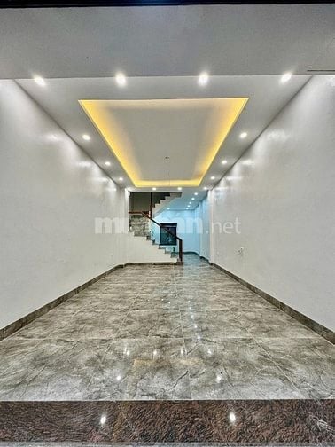 Nhà 52m2, nở hậu chỉ dưới 14.49 tỷ, tiện kinh doanh văn phòng