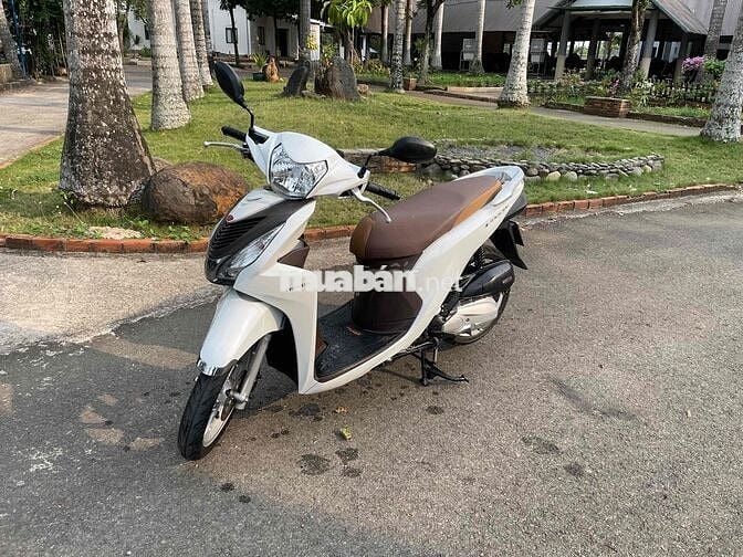 cần bán xe vission fi mau trắng. tra góp o dong
