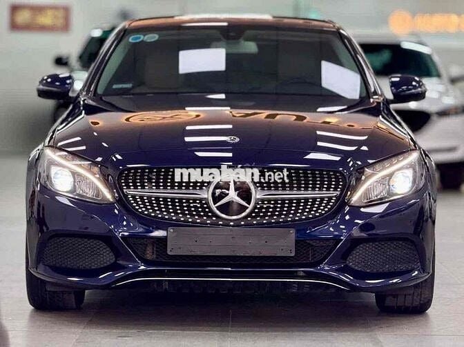 MERCEDES BENZ C200 Model 2018 siêu lướt