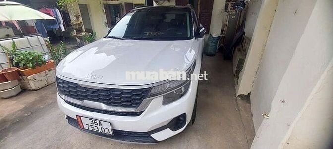 Kia Seltos 2022 Deluxe 1.4 AT - 37000 km