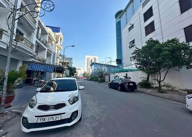 Lô đất duy nhất còn xót lại tại Lô 11 - Lê Hồng Phong. Diện tích 60m2