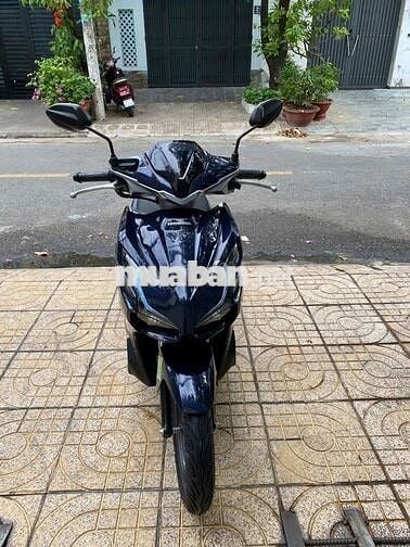 Air Blade 2023 lướt vài nghìn km.