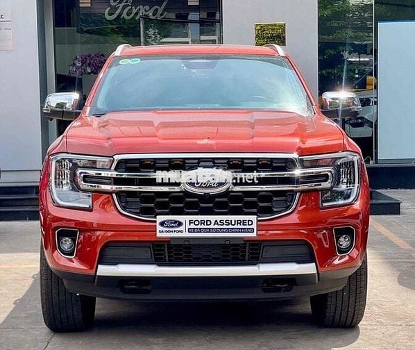 Ford Everest Titanium 1 cầu đỏ cam 2024 -17.000 km