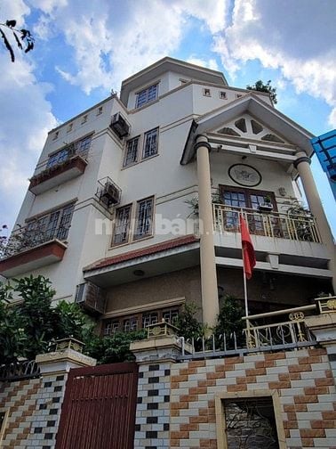 Kẹt bank hạ giá bán gấp trong tuần Biệt thự VIP 116 Huỳnh tấn Phát, Q7