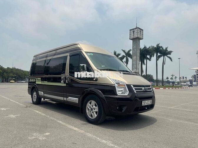 Ford Transit dcar president 2017 10 chỗ víp