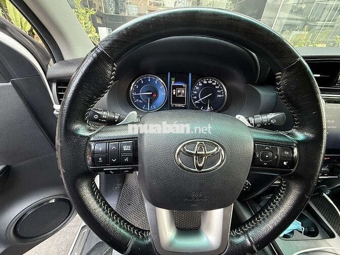 Toyota Fortuner 2021 2.7V 4x2 AT - 110000 km