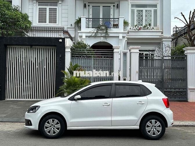 Volkswagen Polo 2016 1.6 Hatchback - 90000 km