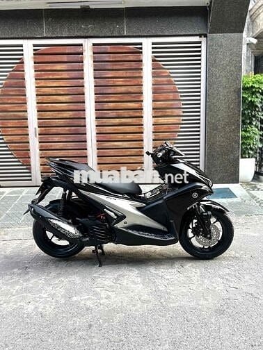 Xe Máy Anh Thao NVX 155 màu đen