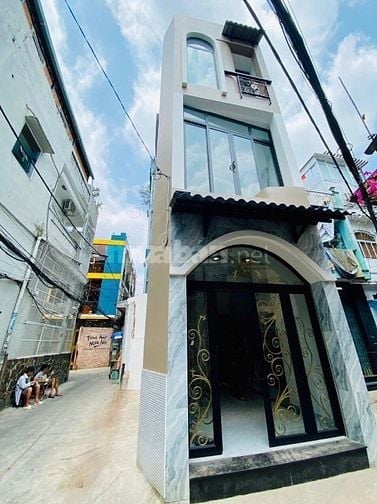 Hẻm xe hơi Ng Tri Phương vào ở ngay 3 Tầng,khu kinh doanh,hẻm dân trí 