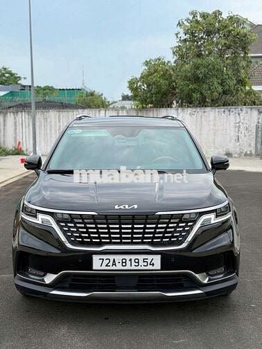 Kia Carnival 2023 Signature 2.2D - 27000 km
