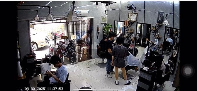 Salon cần tuyển thợ phụ  tóc nữ 