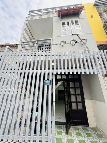 Nhà 4,05 x 13,5 đúc 2 tấm hẻm 3m Quang Trung phường 10 gò vấp 