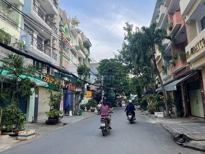 Bán căn góc 2mt đuờng chính Quách văn Tuấn k300 dt 5x20m 1 lầu 33 ty 