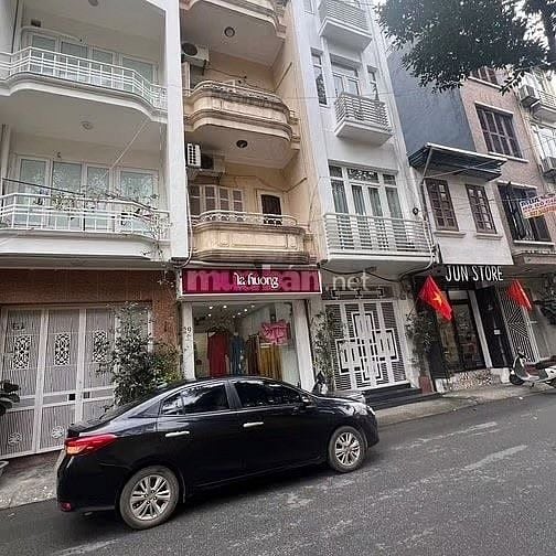 Chính chủ cho thuê nhà 4 tầng, mặt đường Nguyễn Tri Phương, DT 35m2