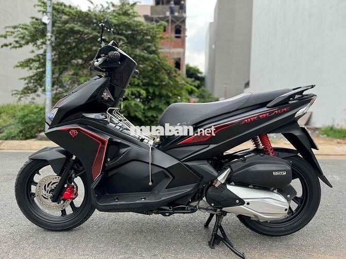 AIR BLADE 2017 ĐEN NHÁM ĐẸP, CHÍNH CHỦ KÝ GIẤY