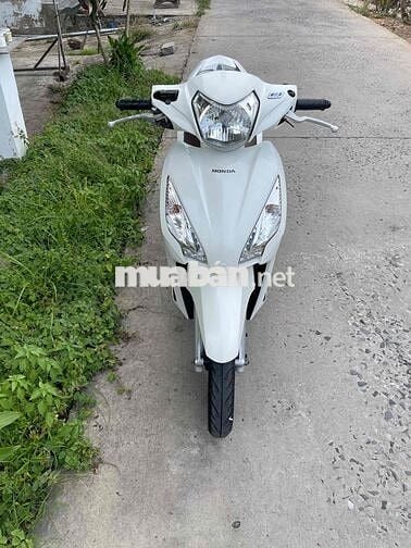 Cần bán xe vision máy rin có trả góp qua ngân hàng