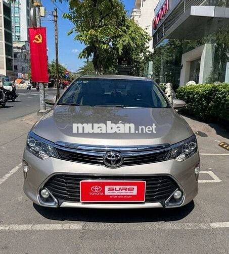 Toyota Camry 2018 2.0E - 83.357km. Giá Còn Giảm