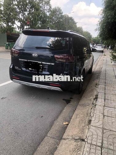 Kia Sedona 2018 2.2 DATH - 140000 km