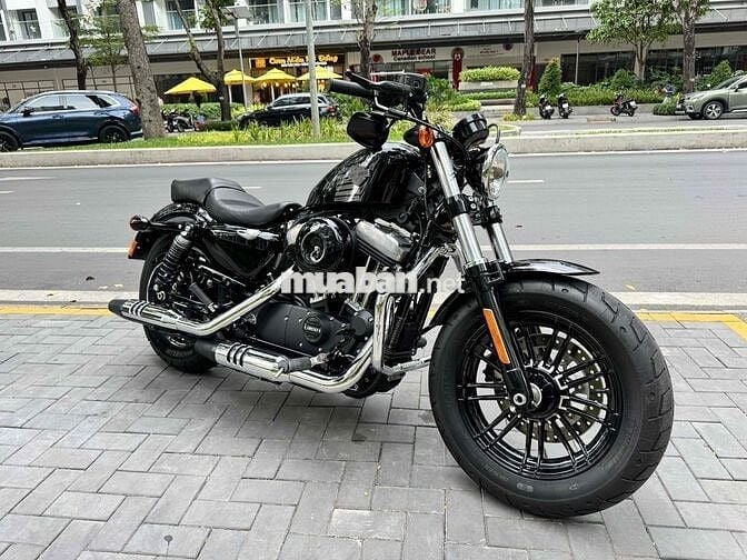 HD 48 date 2018 nhập Mỹ odo: 1 ngàn 700 km