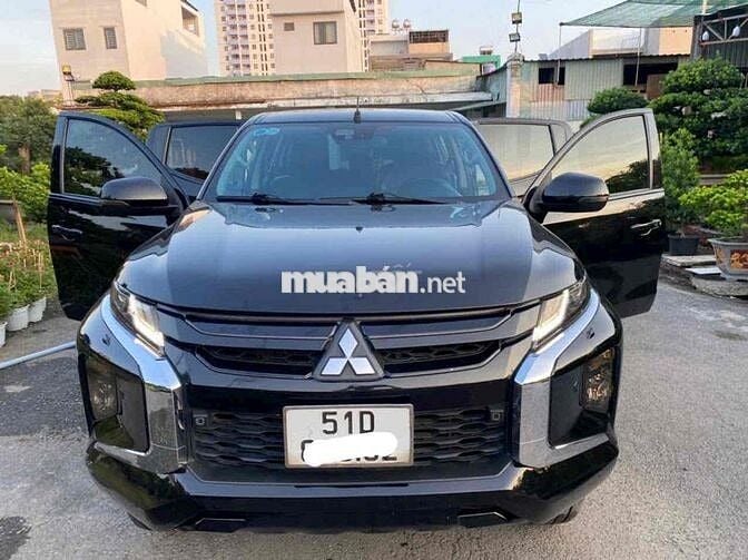 Mitsubishi Triton 2021 4x4 AT  cầu