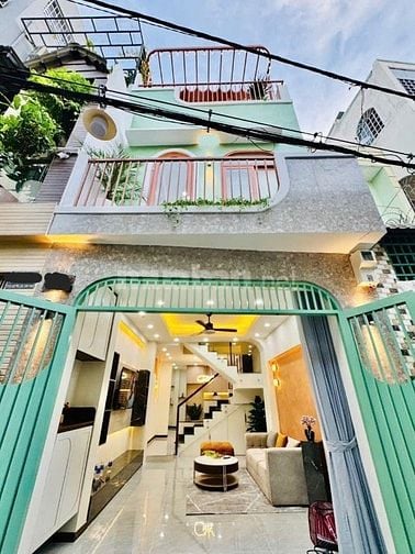 Nhà 2 lầu mới Đường Ung Văn Khiêm, P25, Quận Bình Thạnh