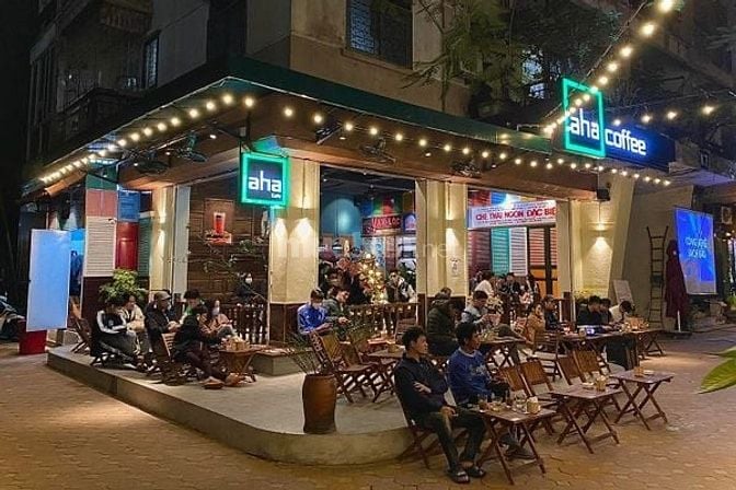 CẦN NHƯỢNG QUÁN CAFE LÔ GÓC MẶT TIỀN 15M- SẴN LƯỢNG KHÁCH QUEN